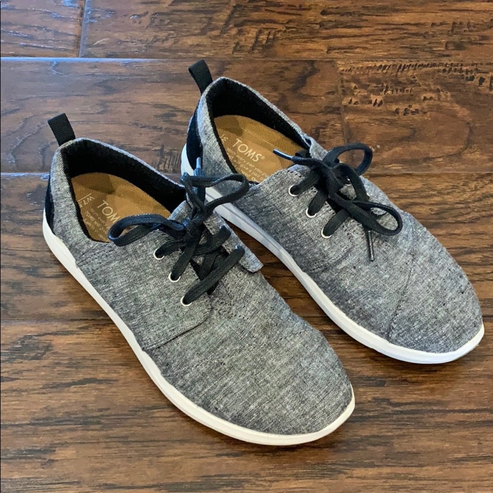 Toms Sneakers